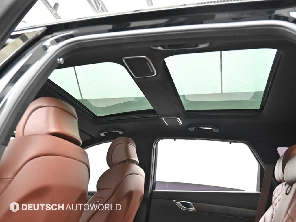 Genesis GV80 — photo 18