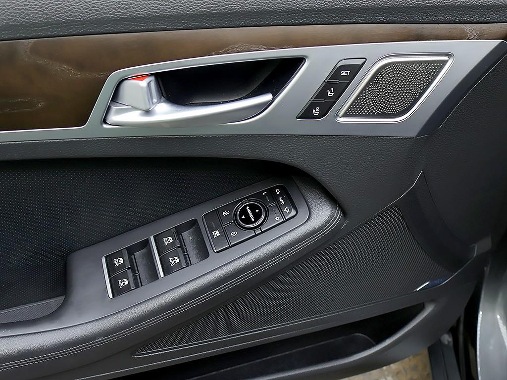 Genesis G80 — photo 13
