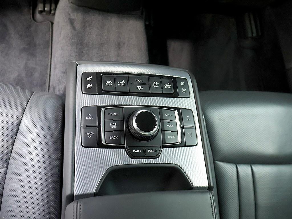 Genesis G80 — photo 16