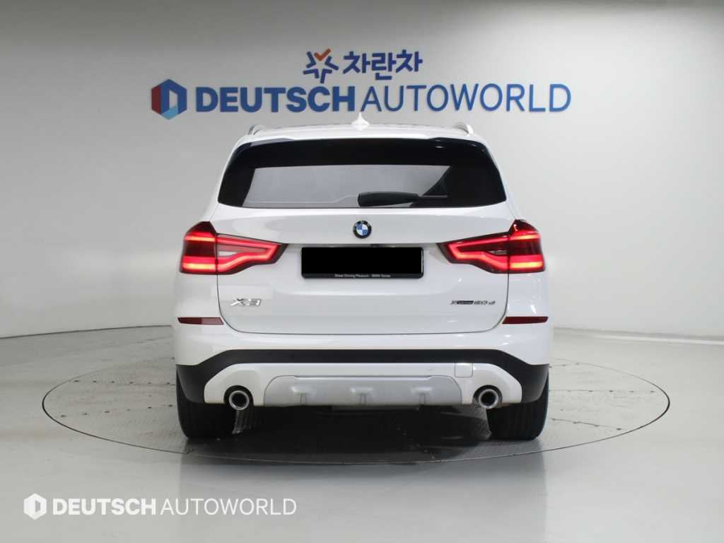 BMW X3 — photo 04