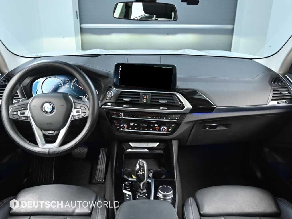 BMW X3 — photo 07