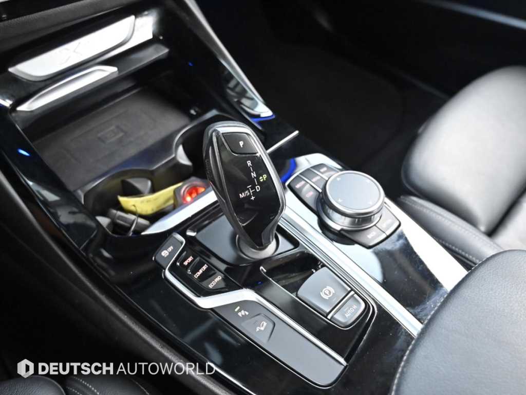 BMW X3 — photo 09