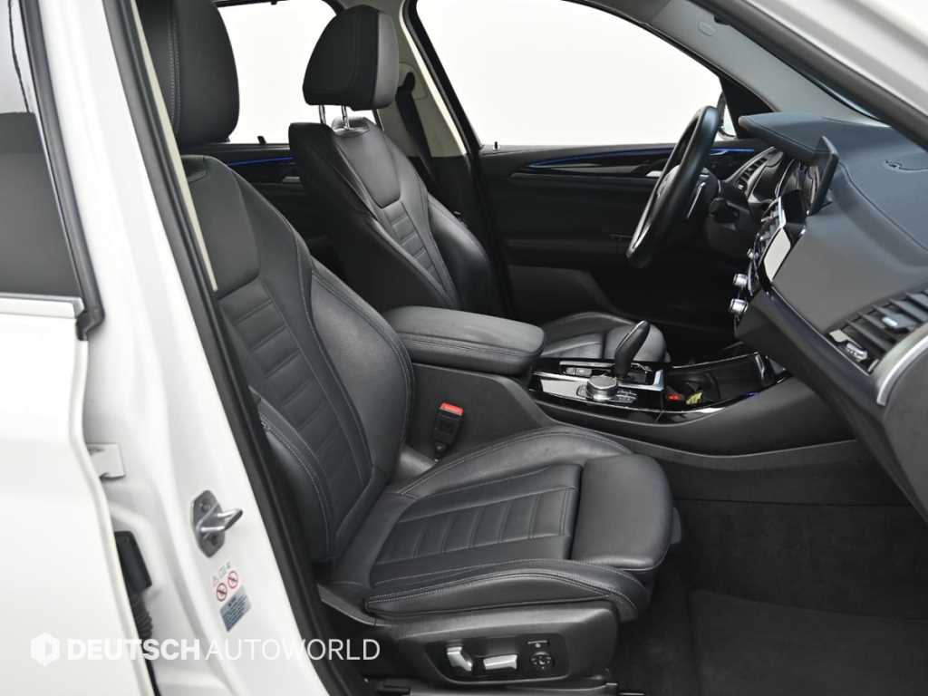 BMW X3 — photo 10