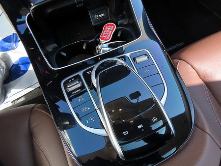 Mercedes-Benz E-Class — photo 13