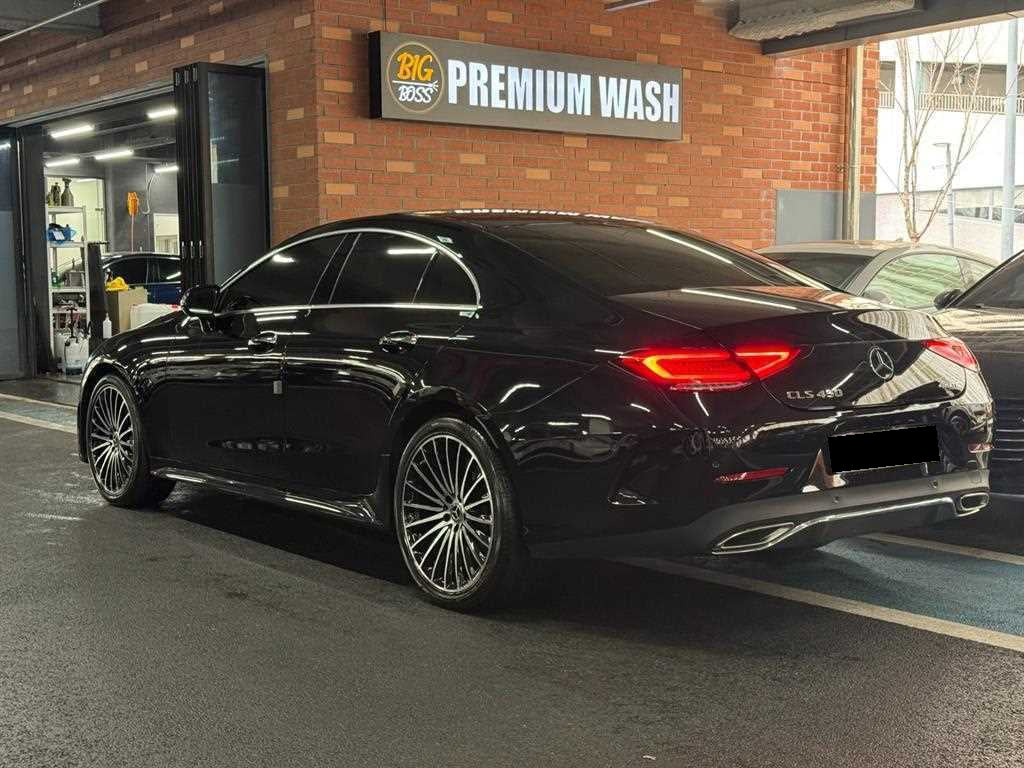 Mercedes-Benz CLS-Class — photo 04