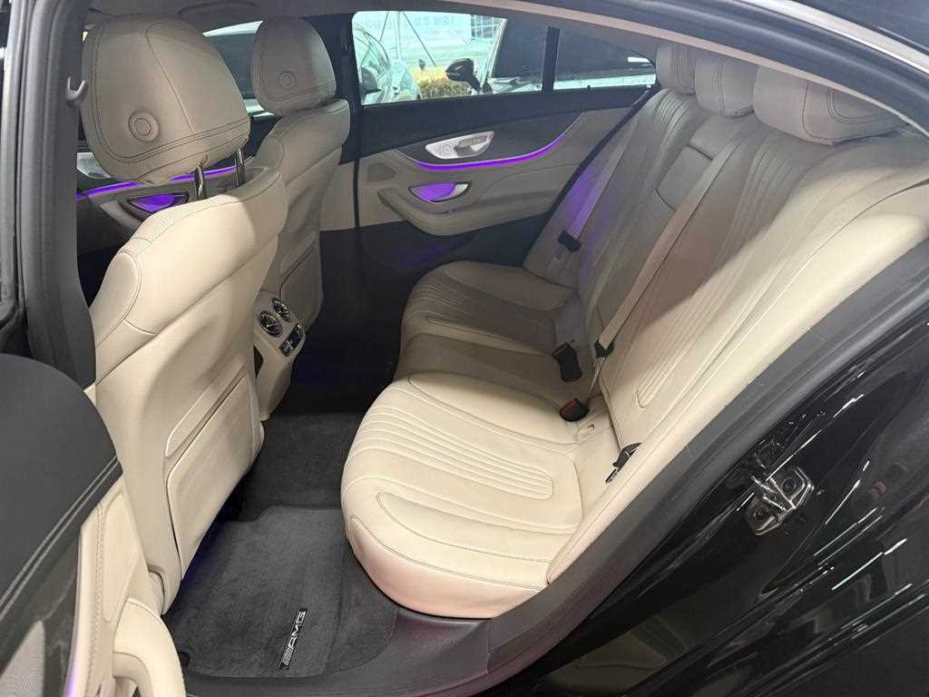 Mercedes-Benz CLS-Class — photo 08