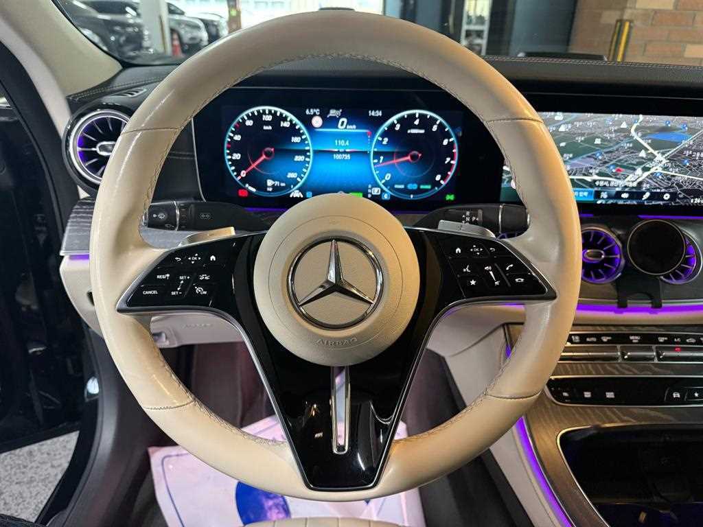 Mercedes-Benz CLS-Class — photo 09