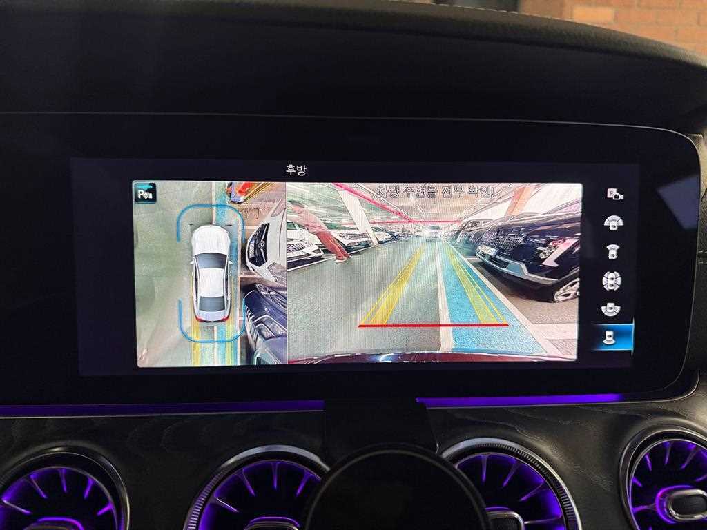 Mercedes-Benz CLS-Class — photo 12