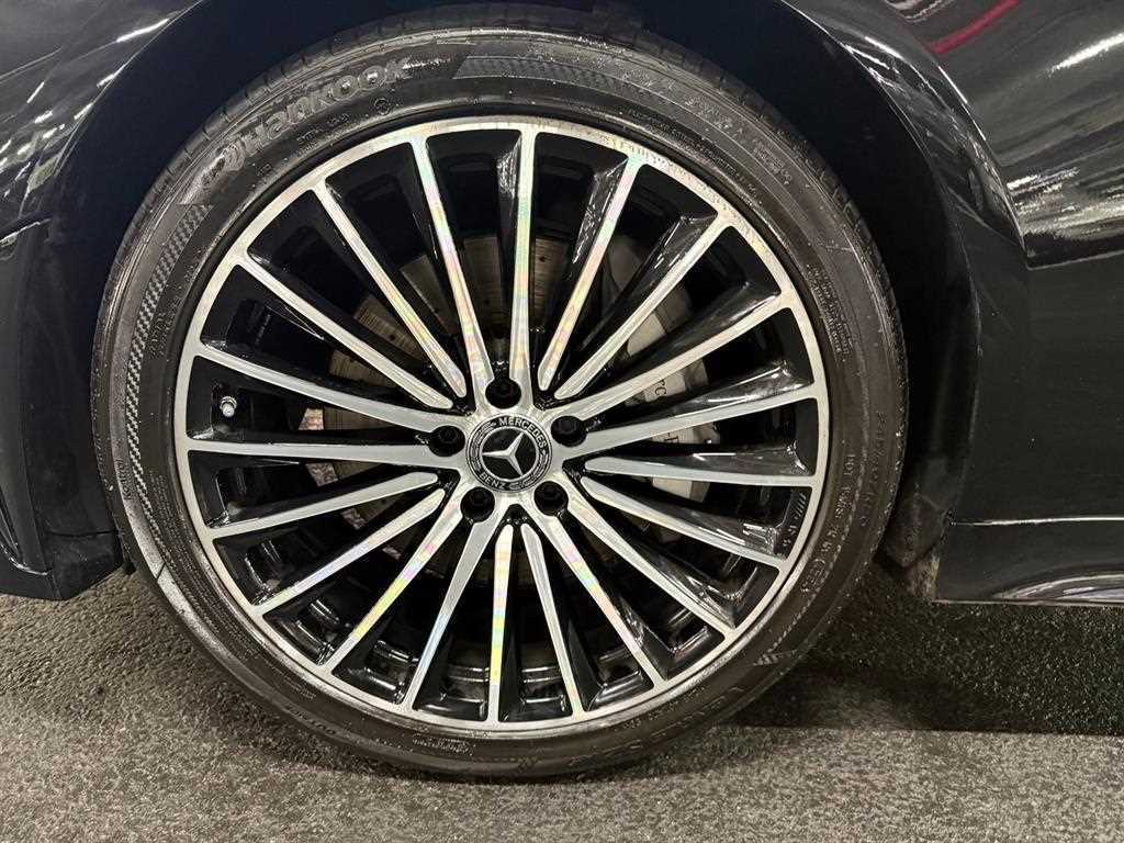 Mercedes-Benz CLS-Class — photo 18