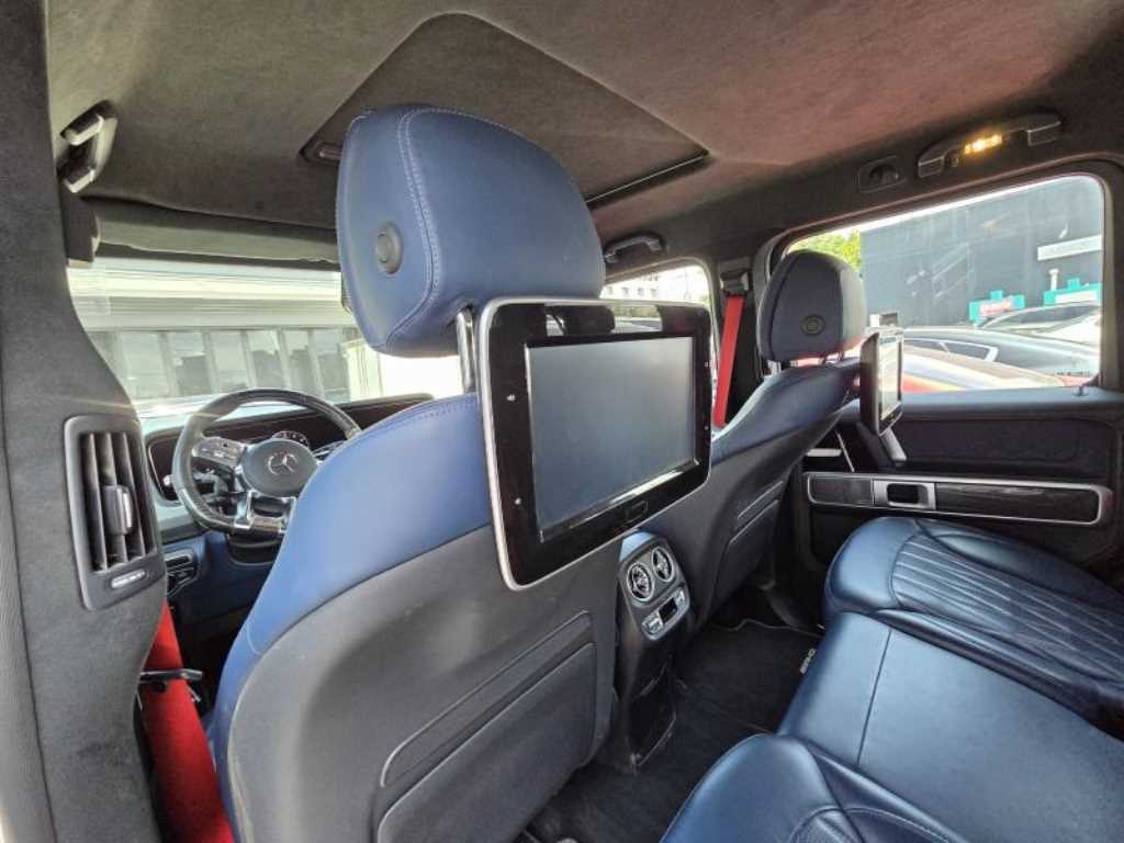 Mercedes-Benz G-Class — photo 11