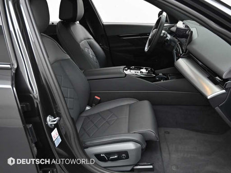 BMW 5-Series — photo 10
