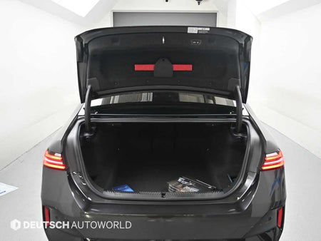 BMW 5-Series — photo 19