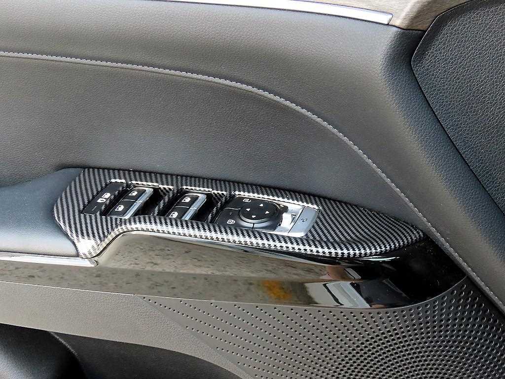 Kia K5 — photo 11