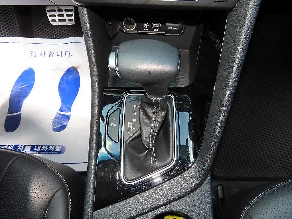 Kia Niro — photo 10