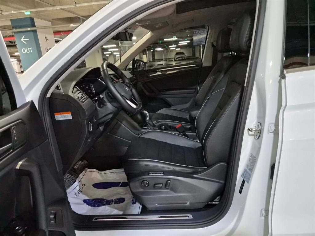 Volkswagen Tiguan — photo 06