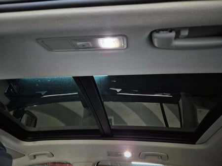 Volkswagen Tiguan — photo 16