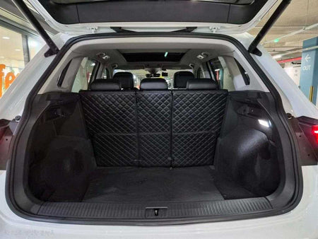 Volkswagen Tiguan — photo 17