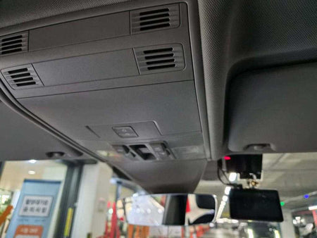 Volkswagen Tiguan — photo 18