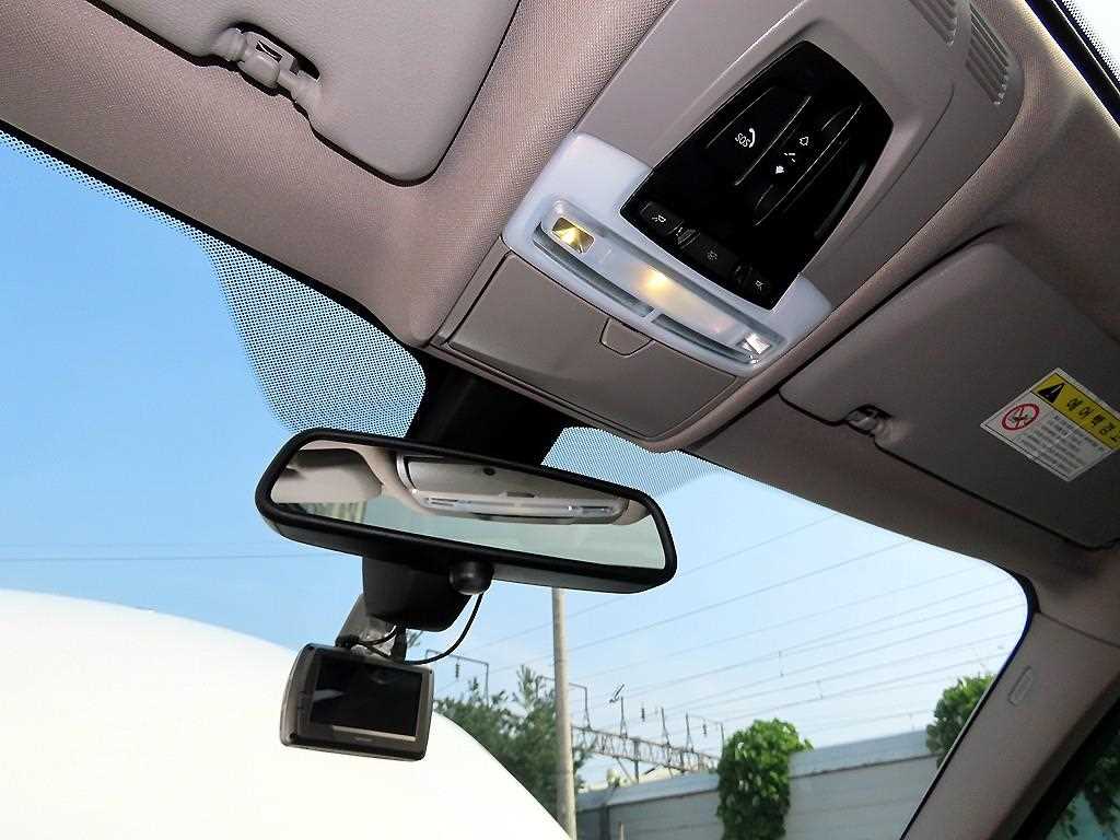 BMW X5 — photo 16