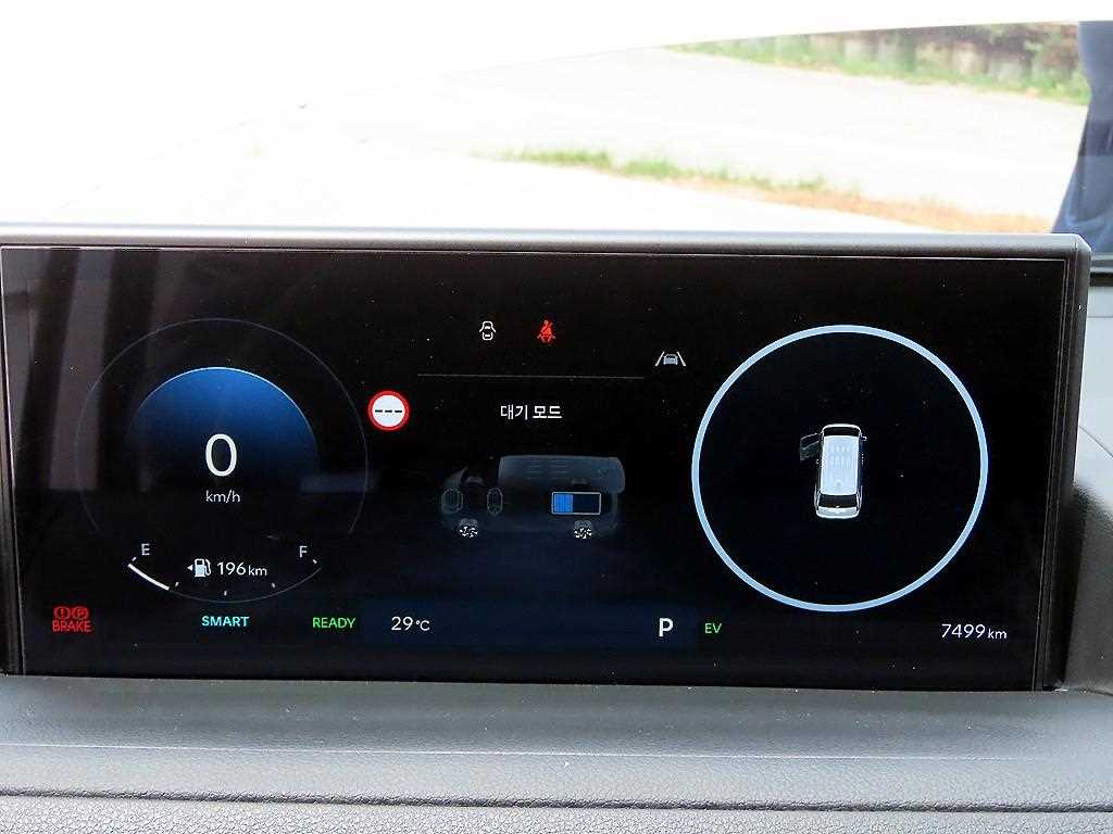 Hyundai Staria — photo 09