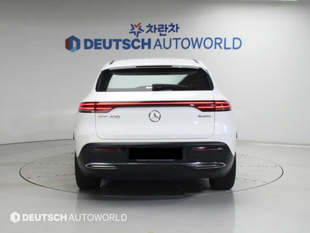 Mercedes-Benz EQC — photo 04