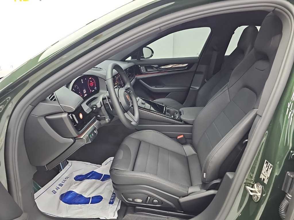 Porsche Panamera — photo 11
