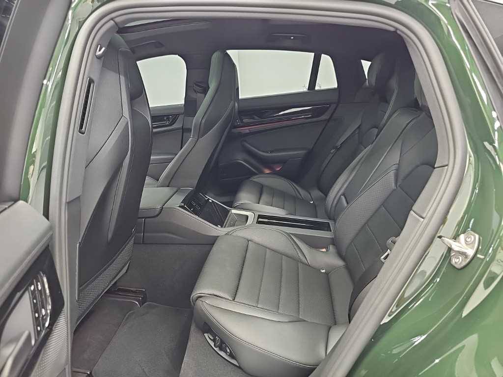 Porsche Panamera — photo 12