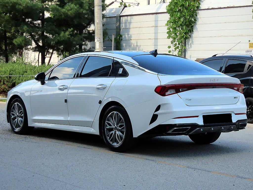 Kia K5 — photo 03