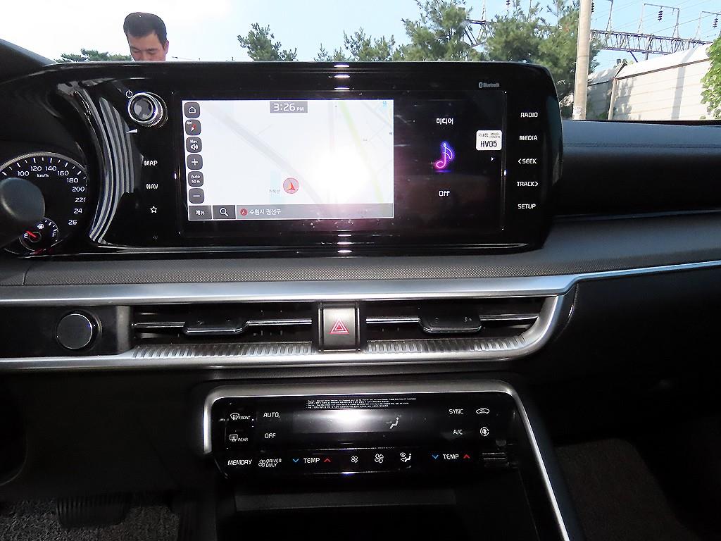 Kia K5 — photo 13
