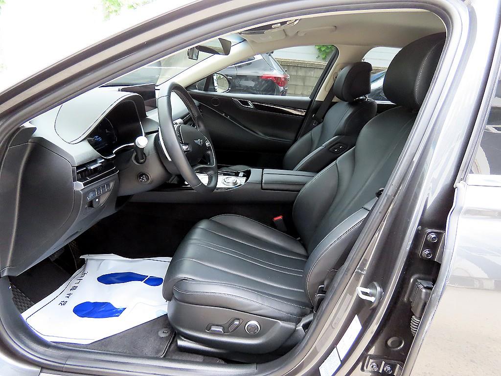 Genesis G80 — photo 05