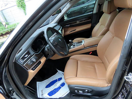 BMW 7-Series — photo 05