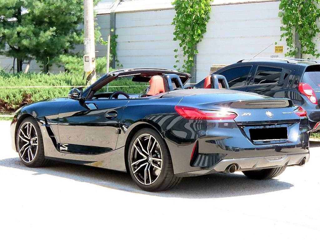 BMW Z4 — photo 07