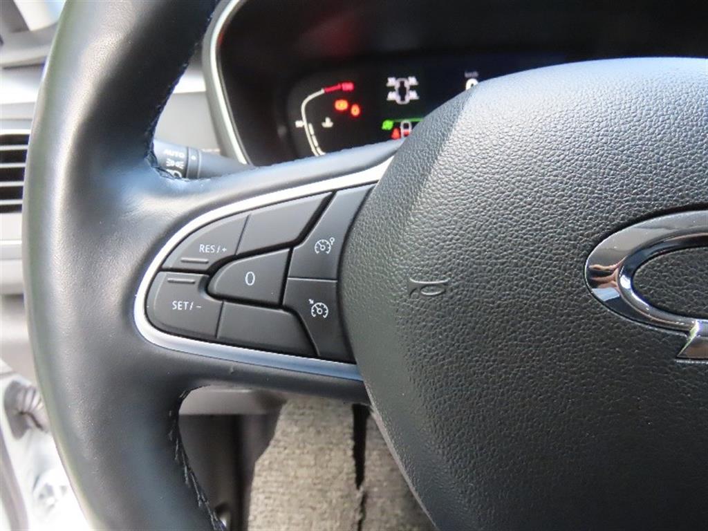RENAULT SM6 — photo 12