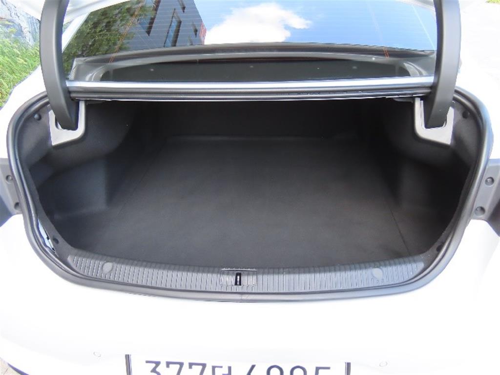 RENAULT SM6 — photo 18