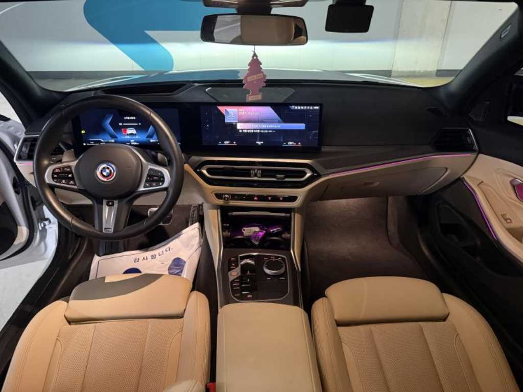 BMW 3-Series — photo 10
