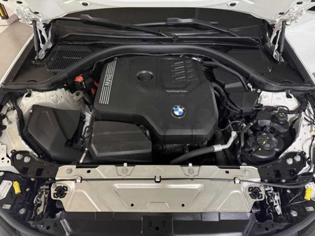 BMW 3-Series — photo 20