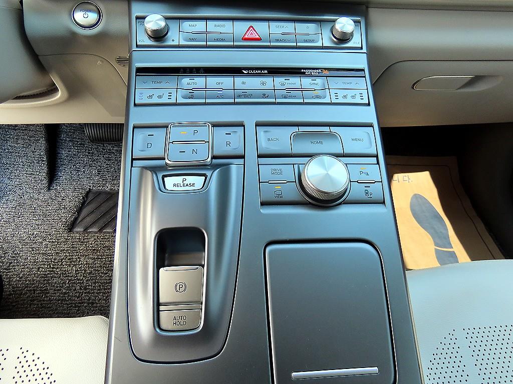Hyundai Nexo — photo 10