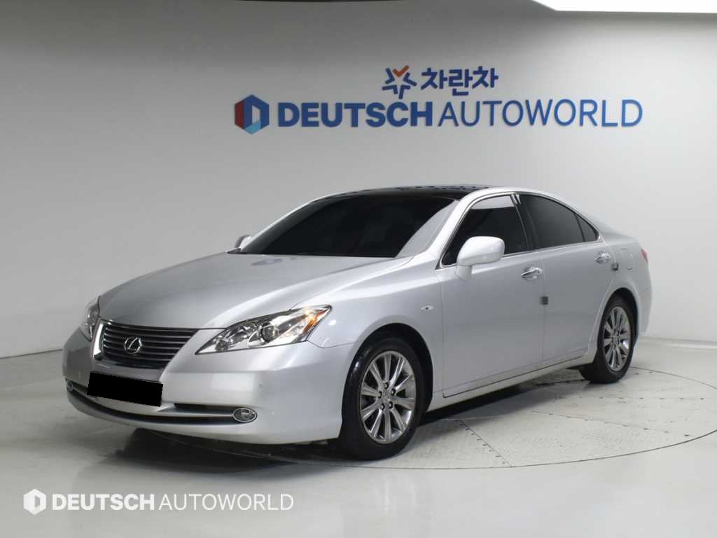 Lexus ES — photo 01