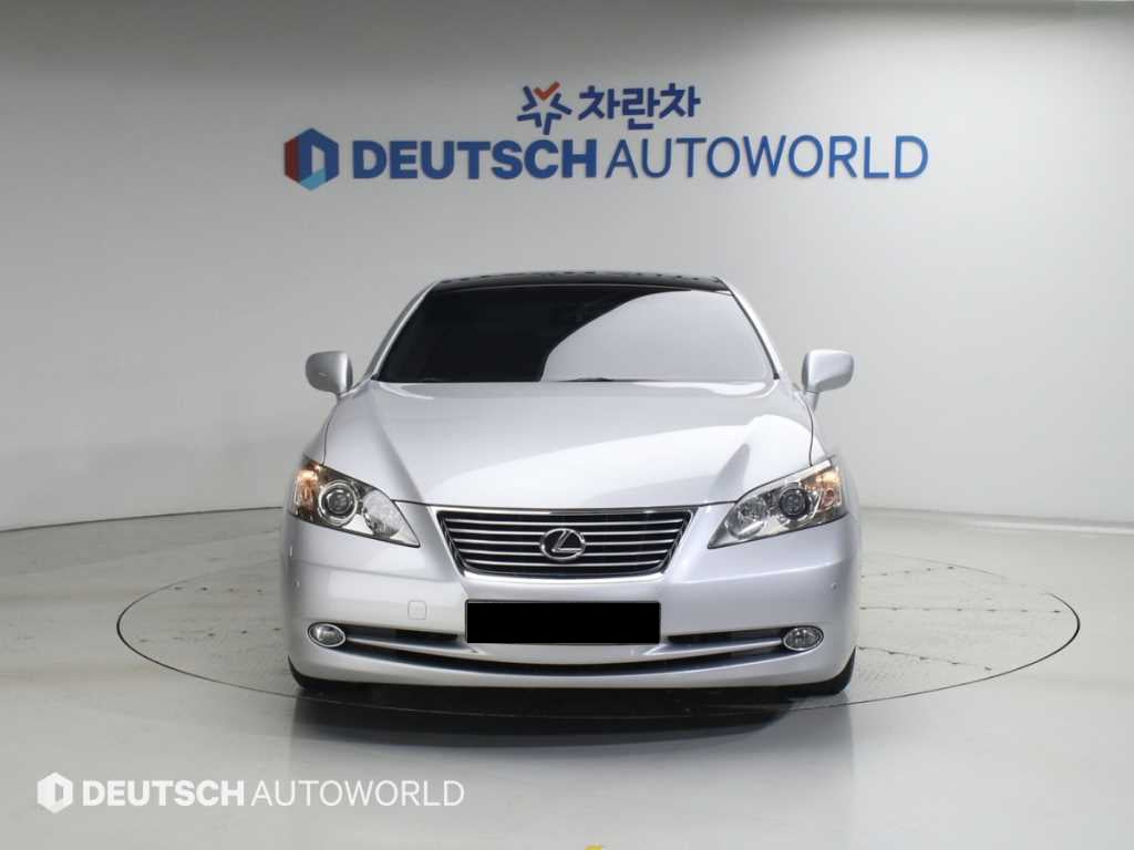 Lexus ES — photo 03