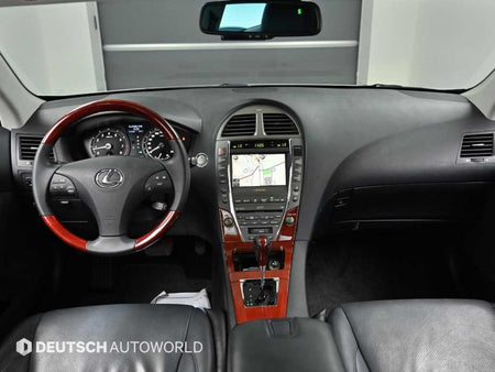 Lexus ES — photo 07