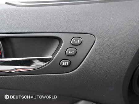 Lexus ES — photo 16