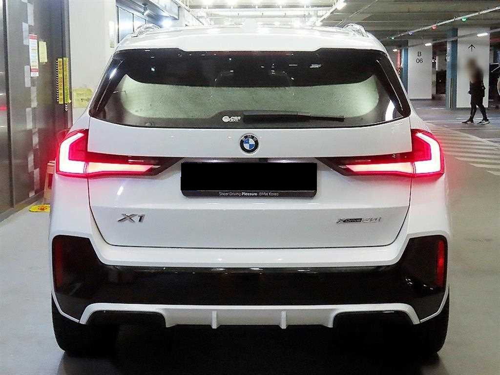 BMW X1 — photo 05