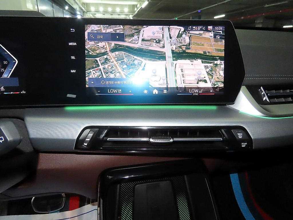 BMW X1 — photo 11