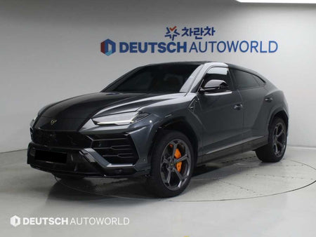 Lamborghini Urus — photo 01
