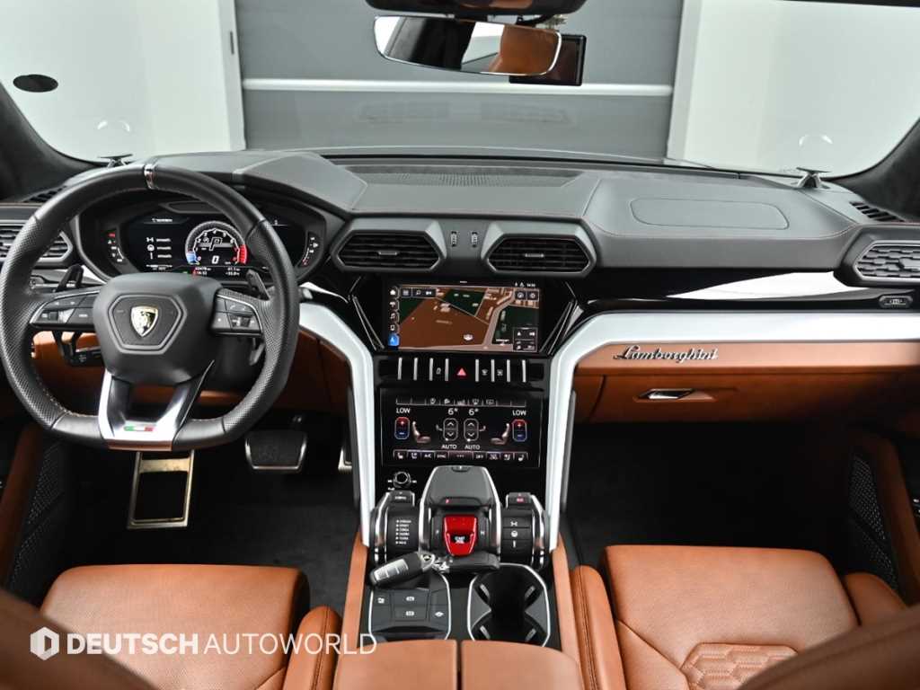 Lamborghini Urus — photo 07