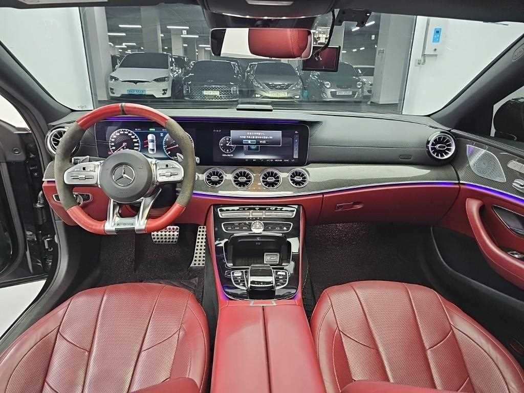 Mercedes-Benz CLS-Class — photo 07