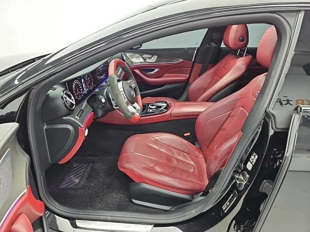 Mercedes-Benz CLS-Class — photo 11