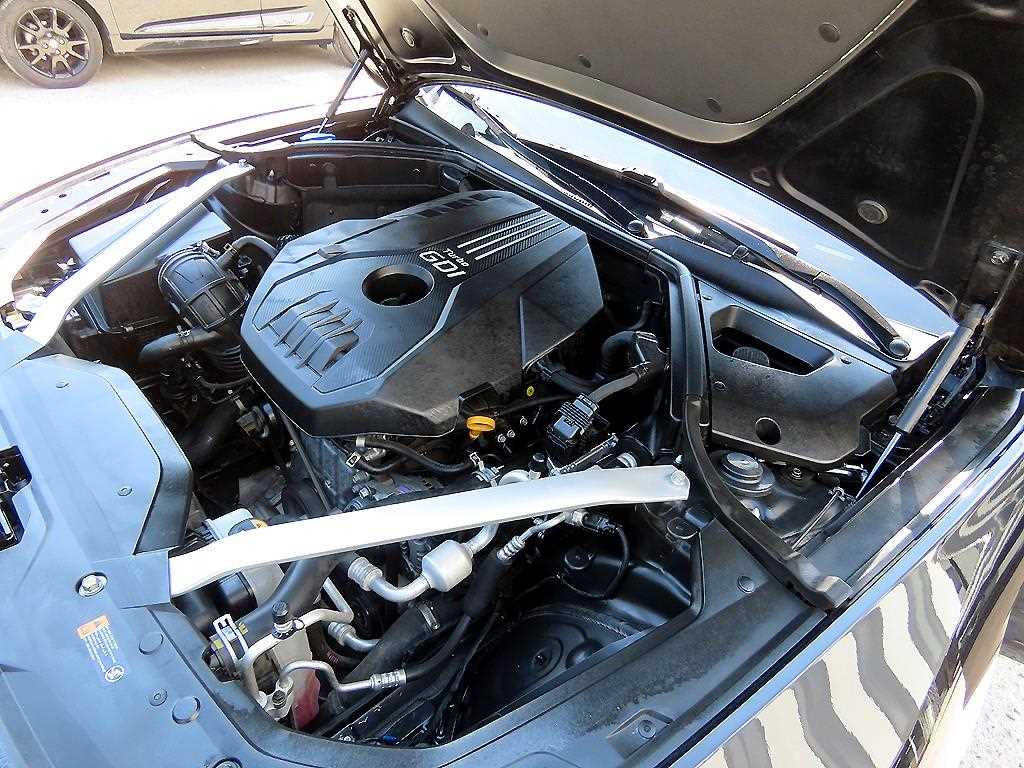 Genesis G70 — photo 19