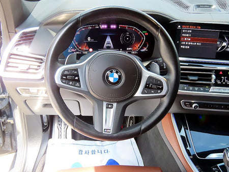 BMW X5 — photo 08
