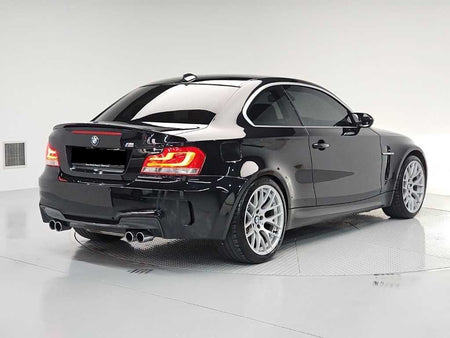 BMW 1M — photo 04